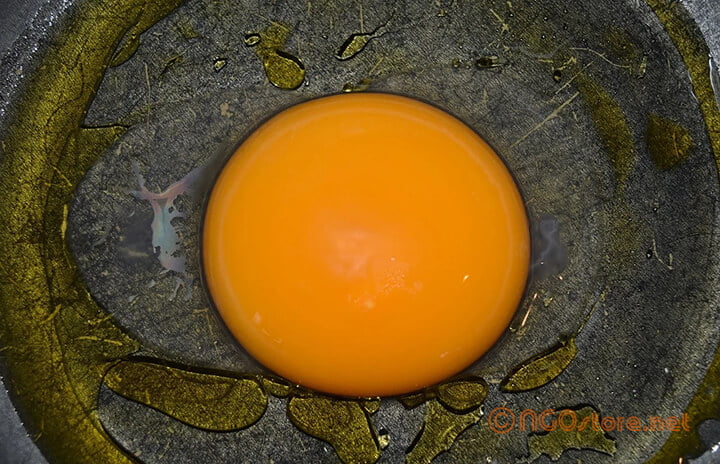 trứng ngỗng thả vườn sạch cho bà bầu