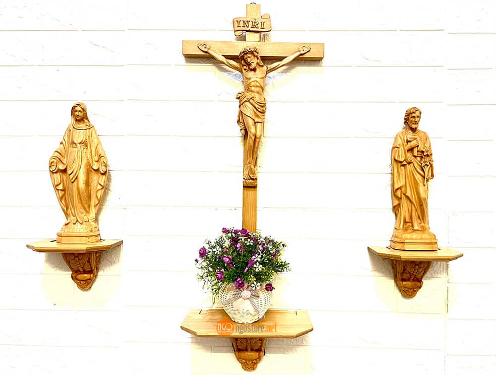 kệ gỗ bàn thờ công giáo treo tường